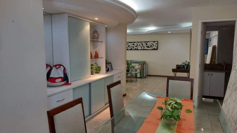 Imagem Imóvel com 4 Quartos à Venda, 240 m² em Parnamirim - Recife Imagem Imóvel com 4 Quartos à Venda, 240 m² em Parnamirim - Recife
