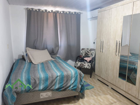 Imagem Casa com 5 Quartos à Venda, 240 m² em Centro - Balneário Barra Do Sul Imagem Casa com 5 Quartos à Venda, 240 m² em Centro - Balneário Barra Do Sul