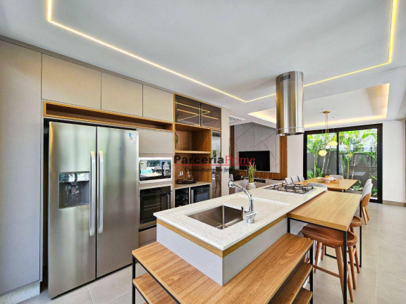 Imagem Casa com 6 Quartos à Venda, 380 m² em Riviera Módulo 11 - Bertioga Imagem Casa com 6 Quartos à Venda, 380 m² em Riviera Módulo 11 - Bertioga