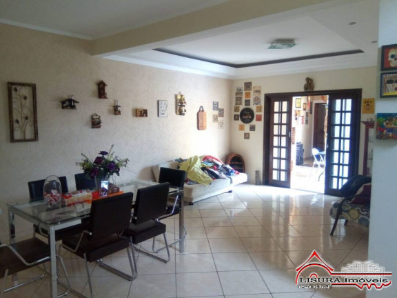 Imagem Casa com 3 Quartos à Venda, 180 m² em Loteamento Villa Branca - Jacareí