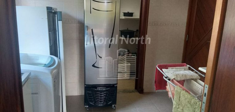 Imagem Casa com 4 Quartos à Venda, 351 m² em Taquaras - Balneário Camboriú Imagem Casa com 4 Quartos à Venda, 351 m² em Taquaras - Balneário Camboriú