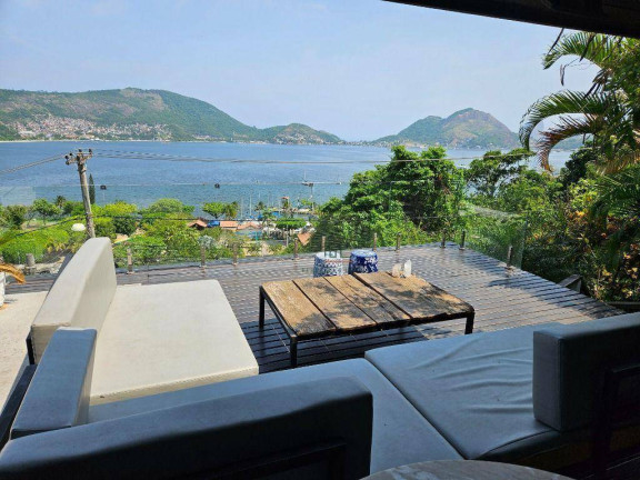 Imagem Casa com 5 Quartos à Venda, 414 m² em São Francisco - Niterói Imagem Casa com 5 Quartos à Venda, 414 m² em São Francisco - Niterói