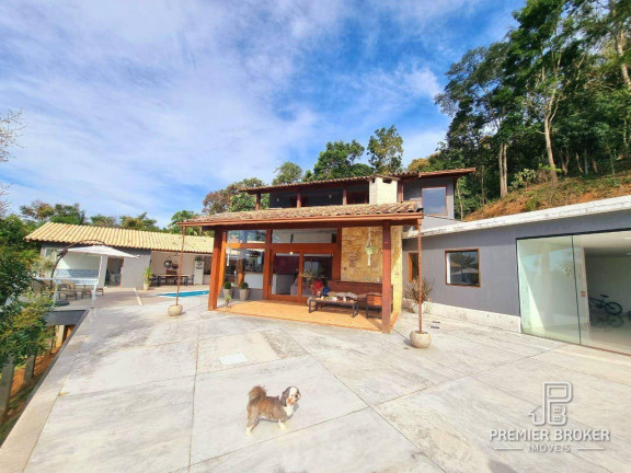 Imagem Casa com 4 Quartos à Venda, 600 m² em Quebra Frascos - Teresópolis