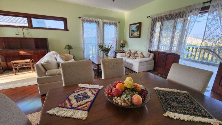 Imagem Casa com 3 Quartos à Venda, 450 m² em Golfe - Teresópolis Imagem Casa com 3 Quartos à Venda, 450 m² em Golfe - Teresópolis