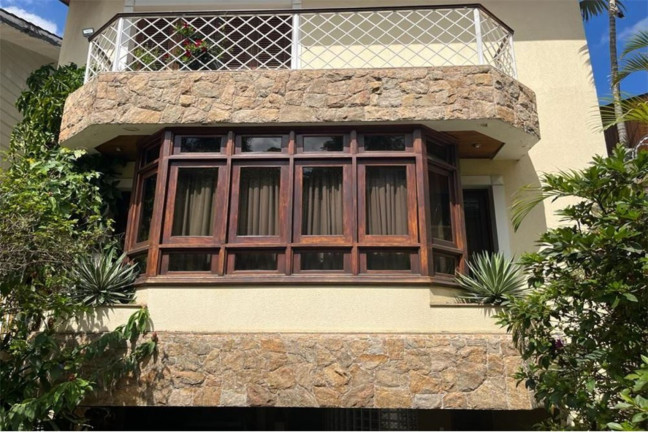 Imagem Casa com 4 Quartos à Venda, em Tremembé - São Paulo Imagem Casa com 4 Quartos à Venda, em Tremembé - São Paulo