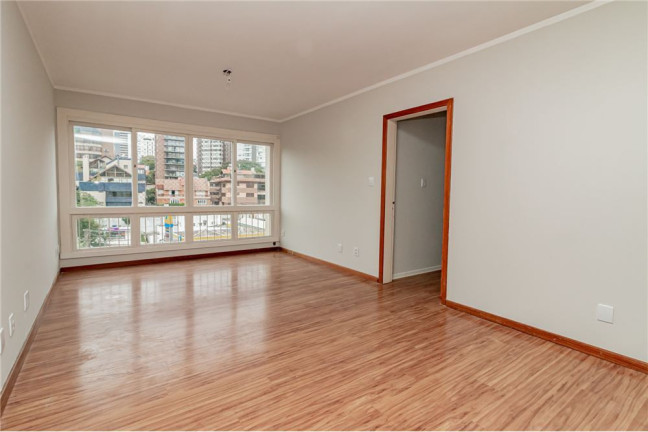 Imagem Imóvel com 3 Quartos à Venda, em Bela Vista - Porto Alegre Imagem Imóvel com 3 Quartos à Venda, em Bela Vista - Porto Alegre