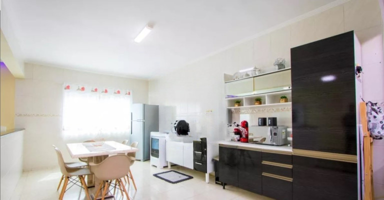 Imagem Imóvel com 3 Quartos à Venda, 200 m² em Vila Pires - Santo André Imagem Imóvel com 3 Quartos à Venda, 200 m² em Vila Pires - Santo André