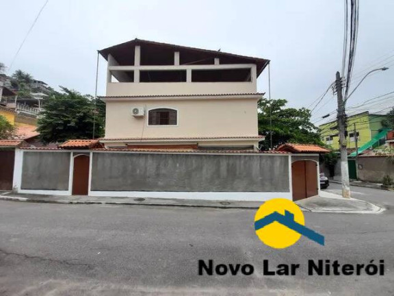 Imagem Casa com 4 Quartos à Venda, 210 m² em Fonseca - Niterói Imagem Casa com 4 Quartos à Venda, 210 m² em Fonseca - Niterói