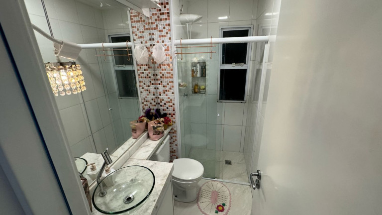 Imagem Apartamento com 2 Quartos à Venda, 54 m² em Vila Humaitá - Santo André