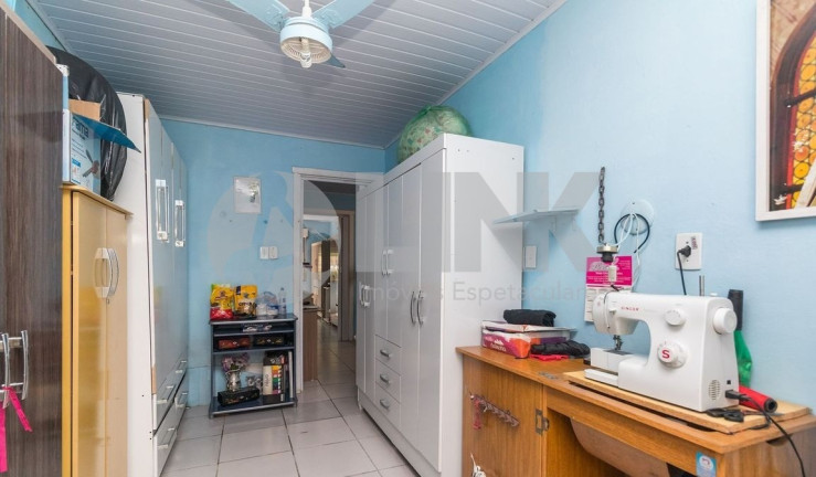 Imagem Casa com 2 Quartos à Venda, 180 m² em Jardim Floresta - Porto Alegre Imagem Casa com 2 Quartos à Venda, 180 m² em Jardim Floresta - Porto Alegre