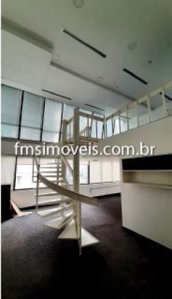 Imóvel à Venda, 1.804 m² em Cidade Monções - São Paulo