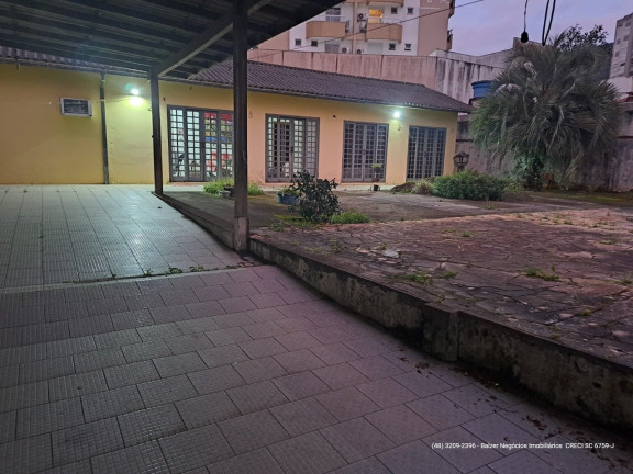 Imagem Casa com 4 Quartos à Venda, 148 m² em Itacorubi - Florianópolis Imagem Casa com 4 Quartos à Venda, 148 m² em Itacorubi - Florianópolis