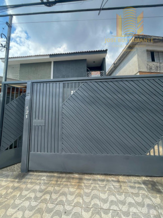 Casa com 3 Quartos à Venda,  em Vila Brasílio Machado - São Paulo