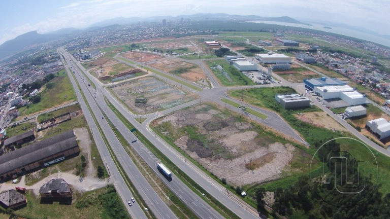 Imagem Terreno à Venda, 2.324 m² em Barra Do Aririú - Palhoça