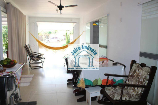 Imagem Casa com 4 Quartos à Venda, 325 m² em Centro - Osório Imagem Casa com 4 Quartos à Venda, 325 m² em Centro - Osório