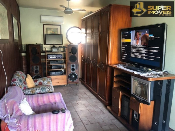 Imagem Casa com 3 Quartos à Venda, 300 m² em Laranjal - Pelotas