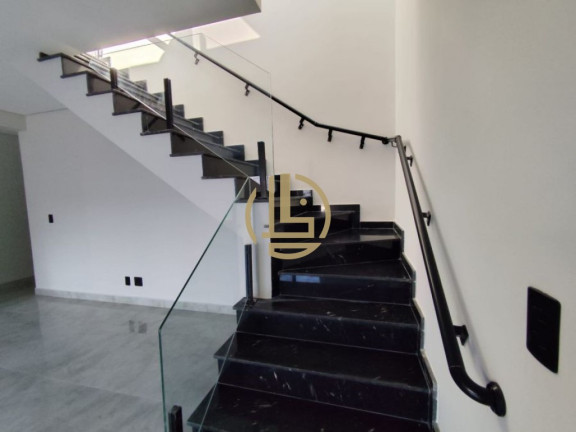 Imagem Sobrado com 3 Quartos à Venda, 290 m² em Boqueirão - Santos Imagem Sobrado com 3 Quartos à Venda, 290 m² em Boqueirão - Santos