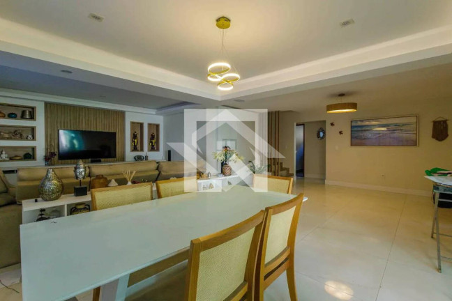 Imagem Casa com 4 Quartos à Venda, 320 m² em Recreio Dos Bandeirantes - Rio De Janeiro Imagem Casa com 4 Quartos à Venda, 320 m² em Recreio Dos Bandeirantes - Rio De Janeiro