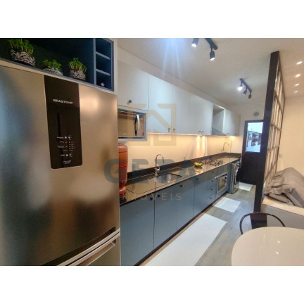 Imagem Apartamento com 2 Quartos à Venda, 71 m² em Centro - Camboriú