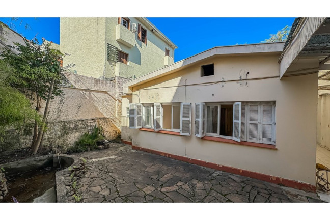 Imagem Casa com 4 Quartos à Venda, 245 m² em Petrópolis - Porto Alegre Imagem Casa com 4 Quartos à Venda, 245 m² em Petrópolis - Porto Alegre