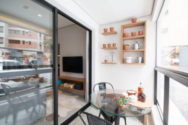 Imagem Imóvel com 1 Quarto à Venda, 51 m² em Cambuí - Campinas Imagem Imóvel com 1 Quarto à Venda, 51 m² em Cambuí - Campinas