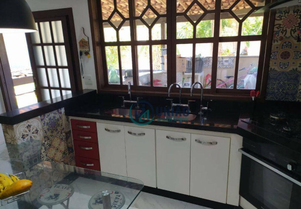 Imagem Casa com 5 Quartos à Venda, 455 m² em Engenho Do Roçado - São Gonçalo