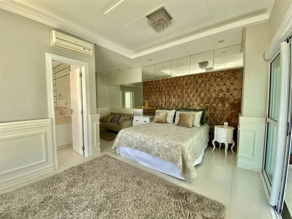 Imagem Apartamento com 5 Quartos à Venda, 300 m² em Meia Praia - Itapema Imagem Apartamento com 5 Quartos à Venda, 300 m² em Meia Praia - Itapema