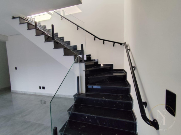 Imagem Casa com 4 Quartos à Venda, 290 m² em Boqueirão - Santos