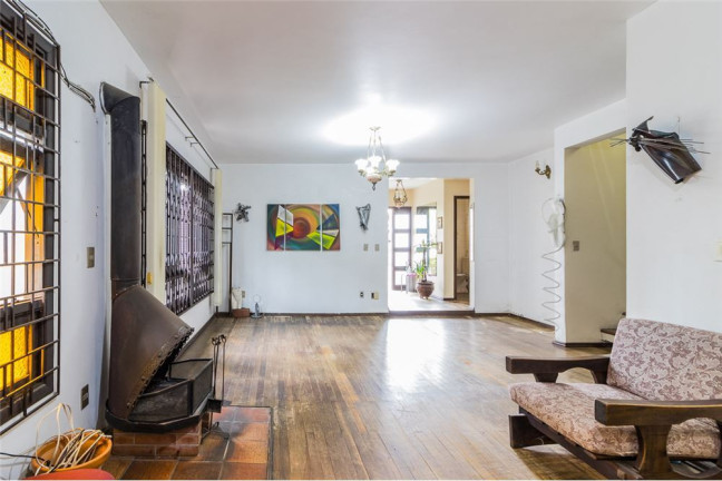 Imagem Casa com 4 Quartos à Venda, 313 m² em Cavalhada - Porto Alegre Imagem Casa com 4 Quartos à Venda, 313 m² em Cavalhada - Porto Alegre