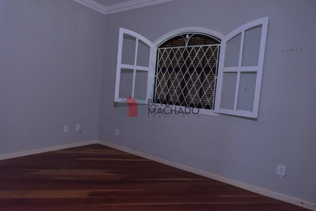 Imagem Casa com 4 Quartos à Venda, 135 m² em Araras - Teresópolis