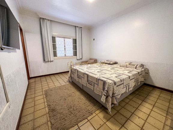 Imagem Casa com 4 Quartos à Venda, 527 m² em Park Way - Brasília Imagem Casa com 4 Quartos à Venda, 527 m² em Park Way - Brasília