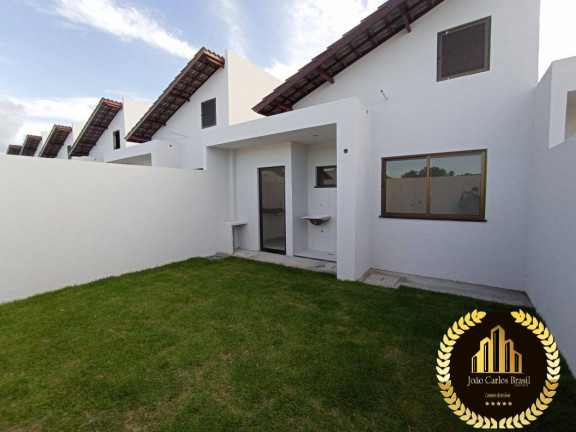 Imagem Casa com 2 Quartos à Venda,  em Pires Façanha - Eusébio