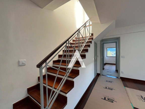 Imagem Cobertura com 3 Quartos à Venda, 145 m² em Várzea - Teresópolis Imagem Cobertura com 3 Quartos à Venda, 145 m² em Várzea - Teresópolis