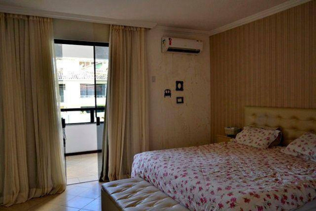 Imagem Casa com 4 Quartos à Venda, 245 m² em Jardim Placaford - Salvador