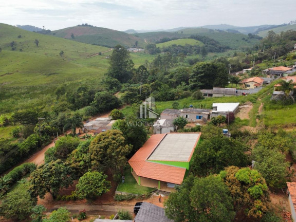 Imagem Chácara com 3 Quartos à Venda, 3.000 m² em Mombuca - Santa Branca Imagem Chácara com 3 Quartos à Venda, 3.000 m² em Mombuca - Santa Branca