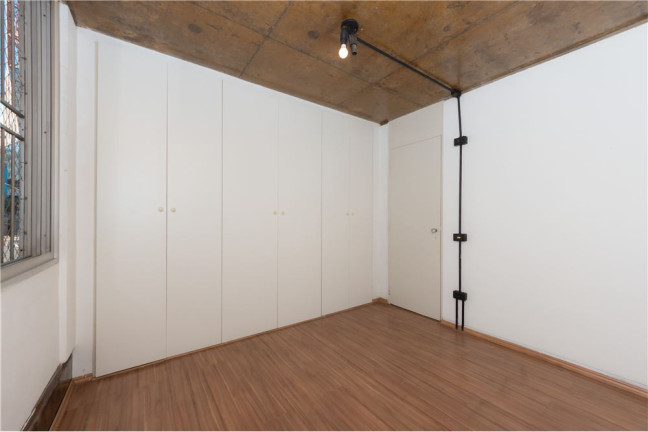 Imagem Imóvel com 3 Quartos à Venda, em Pinheiros - São Paulo Imagem Imóvel com 3 Quartos à Venda, em Pinheiros - São Paulo