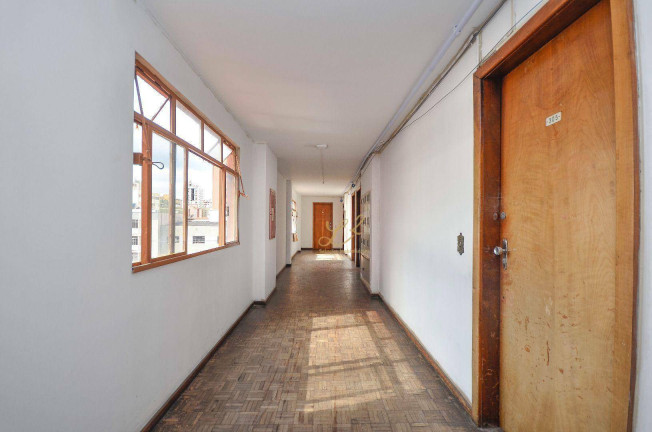 Imagem Kitnet com 1 Quarto à Venda, 21 m² em Centro - Curitiba Imagem Kitnet com 1 Quarto à Venda, 21 m² em Centro - Curitiba