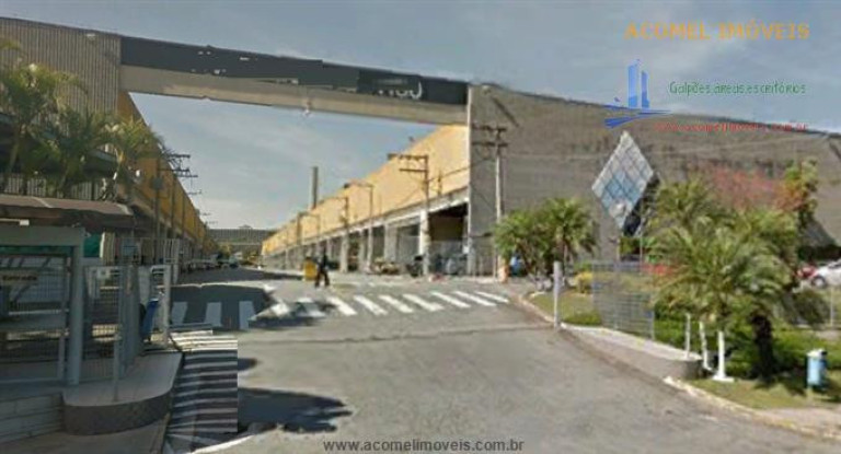 Imóvel Comercial para Alugar, 1.706 m² em Tamboré - Barueri