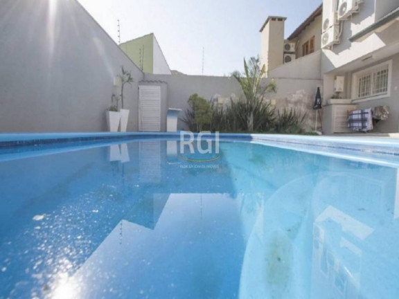 Imagem Casa com 4 Quartos à Venda, 369 m² em Sarandi - Porto Alegre Imagem Casa com 4 Quartos à Venda, 369 m² em Sarandi - Porto Alegre