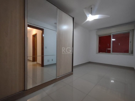 Imagem Apartamento com 2 Quartos à Venda, 61 m² em Medianeira - Porto Alegre