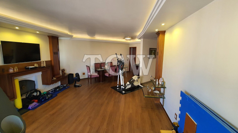 Apartamento com 4 Quartos à Venda, 156 m² em Vila Nova Conceição - São Paulo