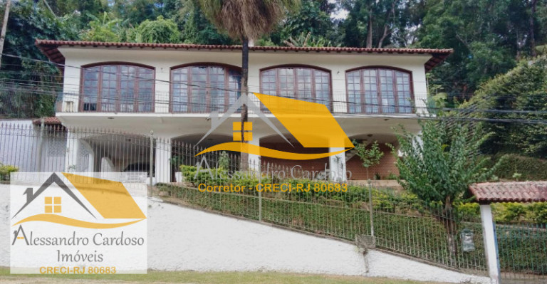 Imagem Casa com 3 Quartos à Venda, 250 m² em Parque São Clemente - Nova Friburgo Imagem Casa com 3 Quartos à Venda, 250 m² em Parque São Clemente - Nova Friburgo