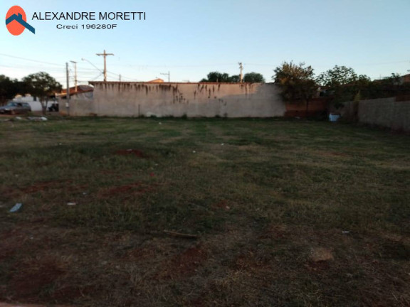 Imagem Terreno à Venda, 325 m² em Buri Imagem Terreno à Venda, 325 m² em Buri