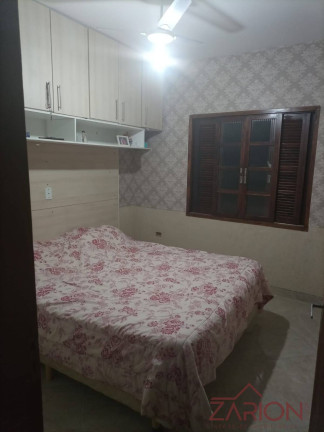 Imagem Casa com 3 Quartos à Venda, 250 m² em Parque São Luís - Taubaté