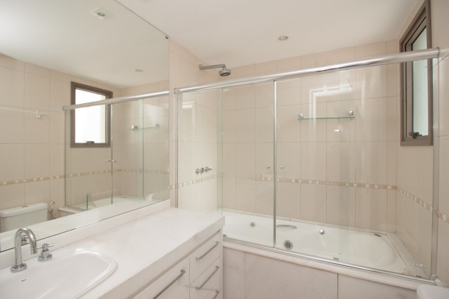 Imagem Apartamento com 3 Quartos à Venda, 120 m² em Três Figueiras - Porto Alegre Imagem Apartamento com 3 Quartos à Venda, 120 m² em Três Figueiras - Porto Alegre