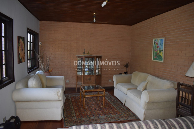 Imagem Casa com 4 Quartos à Venda, 93 m² em Região Do Vale Encantado - Campos Do Jordão Imagem Casa com 4 Quartos à Venda, 93 m² em Região Do Vale Encantado - Campos Do Jordão