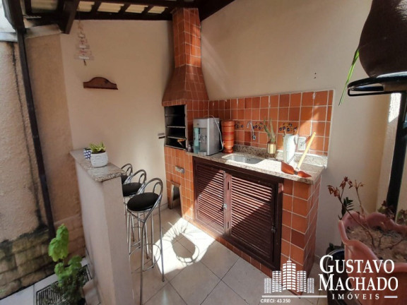 Imagem Casa com 3 Quartos à Venda, 132 m² em São Luís - Volta Redonda Imagem Casa com 3 Quartos à Venda, 132 m² em São Luís - Volta Redonda
