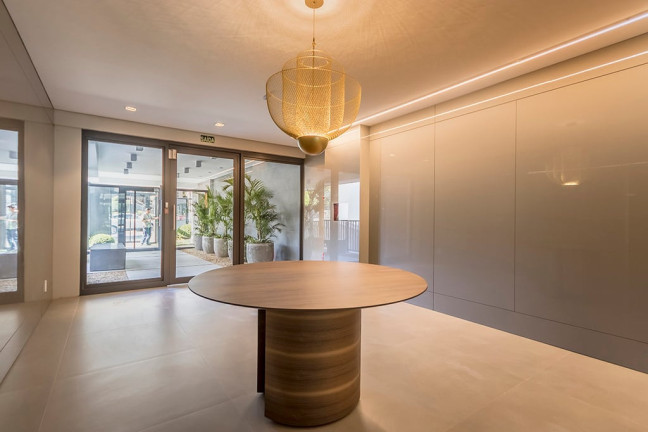 Imagem Apartamento com 3 Quartos à Venda, 124 m² em Moinhos De Vento - Porto Alegre Imagem Apartamento com 3 Quartos à Venda, 124 m² em Moinhos De Vento - Porto Alegre