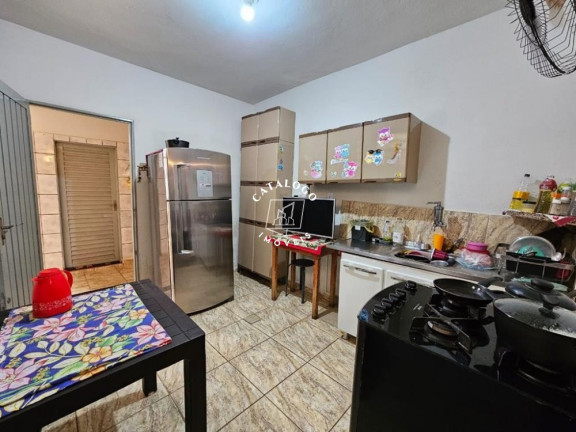Imagem Casa com 4 Quartos à Venda, 217 m² em Presidente Dutra - Ribeirão Preto Imagem Casa com 4 Quartos à Venda, 217 m² em Presidente Dutra - Ribeirão Preto