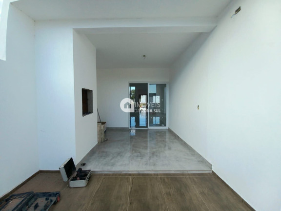 Imagem Casa com 3 Quartos à Venda, 111 m²